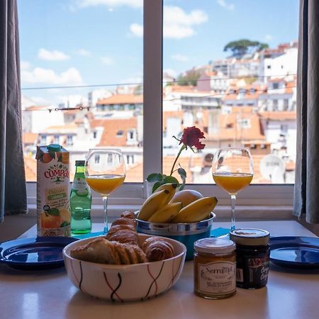 Great Apt In Historical City Center Lisboa Eksteriør billede