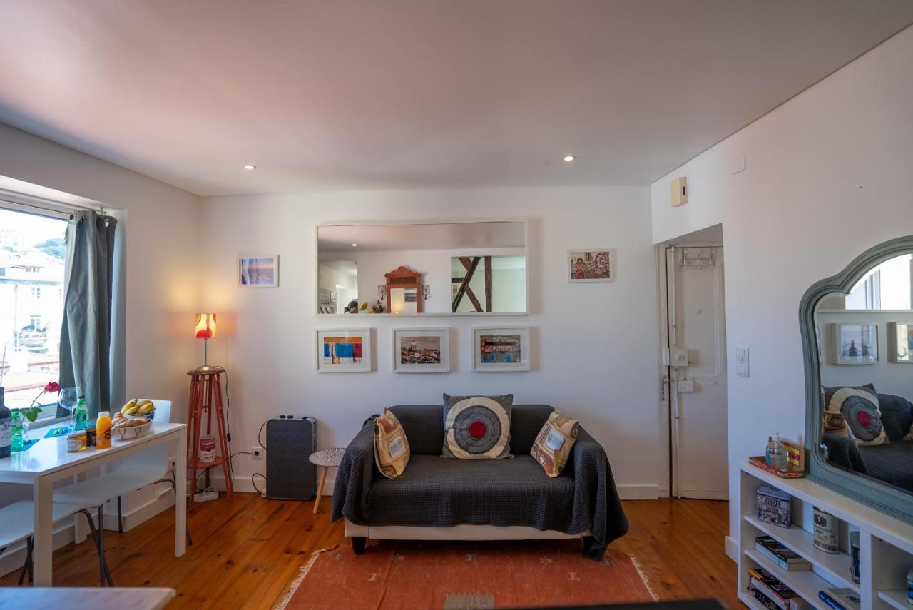 Great Apt In Historical City Center Lisboa Eksteriør billede